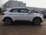 2022 Hyundai Venue Trend IVT