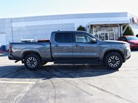 2022 Nissan Frontier 4X4/HEATED SEATS/NEW BRAKES