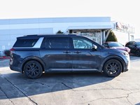 2023 Kia Carnival SX FWD