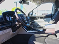 2023 Kia Carnival LX+ FWD