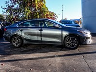 2023 Kia Forte EX IVT