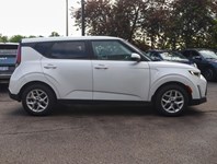 2023 Kia Soul EX IVT