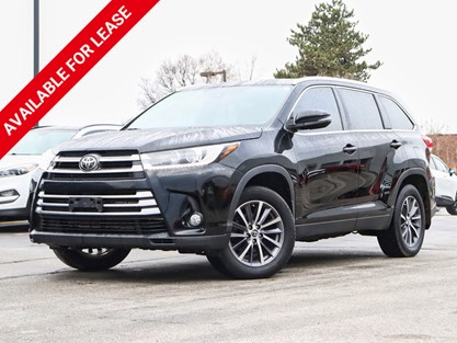 2019 Toyota Highlander AWD XLE | Sunroof | Leather | 8 Passenger