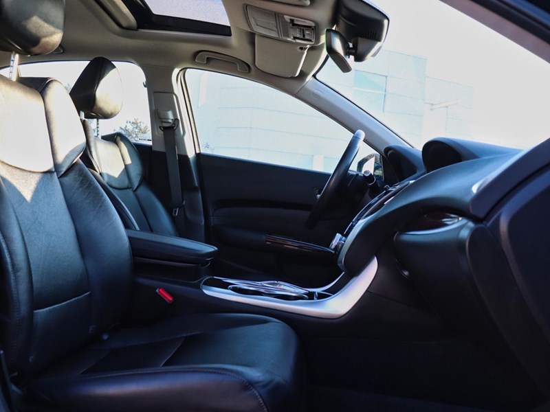 2015 Acura TLX V6 Elite AWD | Low KM!! | No Accidents | Sunroof