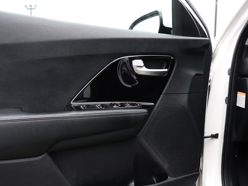 2018 Kia Niro EX Hybrid | Heated Seats | Carplay | Android Auto