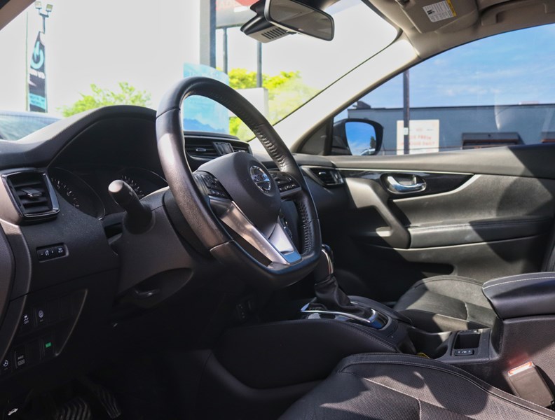2018 Nissan Qashqai QASHQAI SL/LEATHER/ROOF/1 OWNER/NO ACCIDENTS