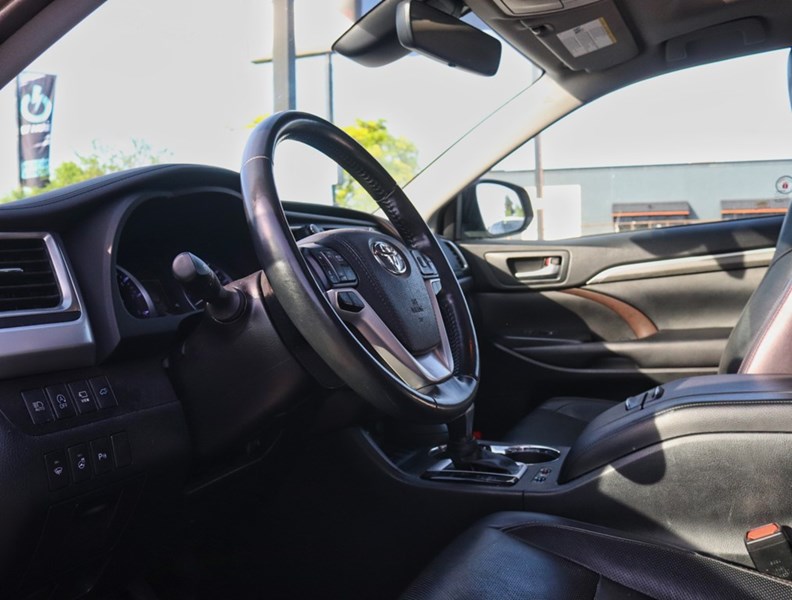 2019 Toyota Highlander AWD Limited