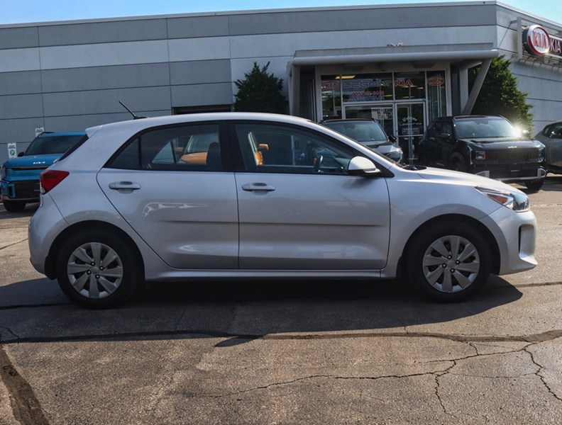 2020 Kia Rio 5-door RIO LX+/AUTO/AC/LOW KM