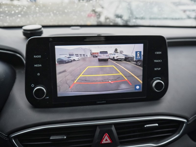 2022 Hyundai Santa Fe Preferred AWD | Sunroof | No Accidents | Carplay