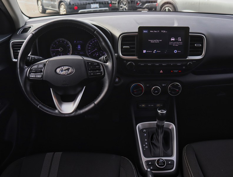 2022 Hyundai Venue Trend IVT