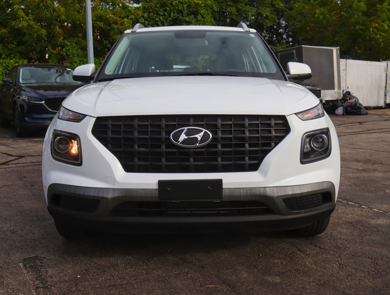 2022 Hyundai Venue Trend IVT