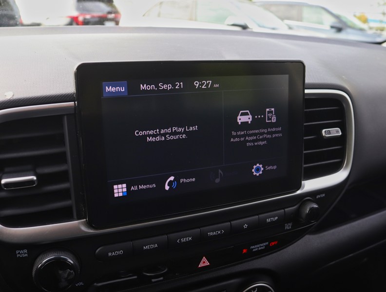 2022 Hyundai Venue Trend IVT