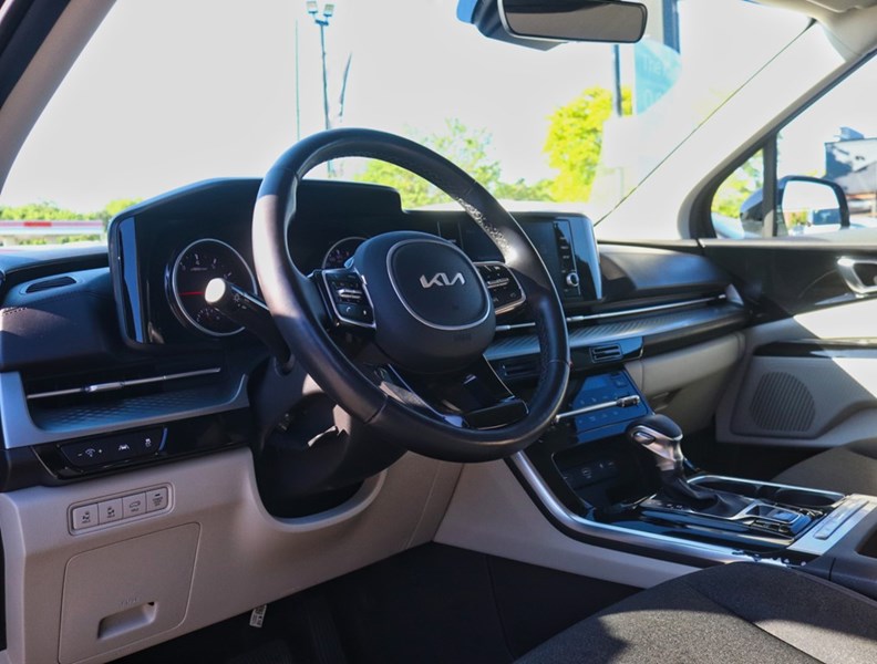 2023 Kia Carnival LX+ FWD