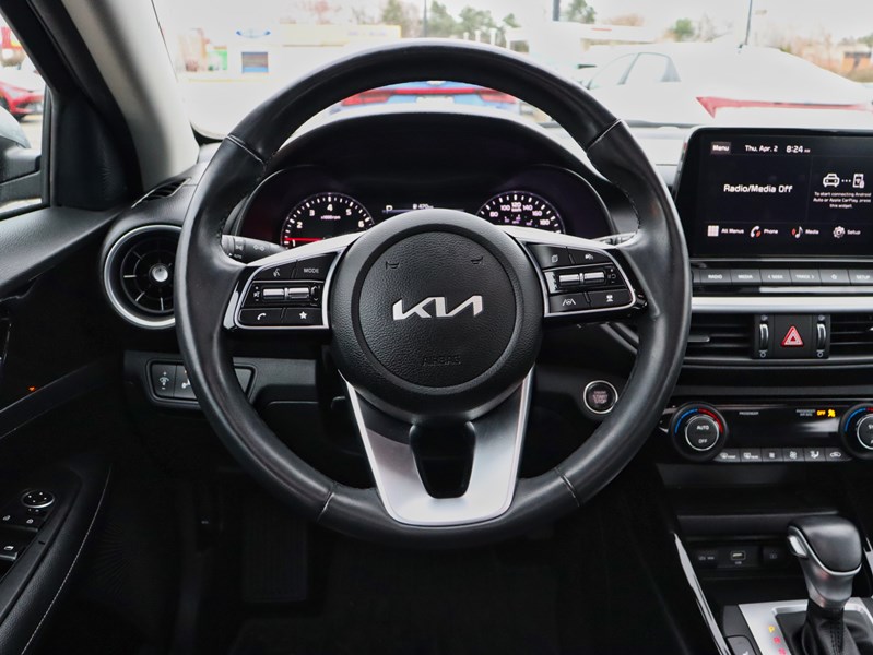 2023 Kia Forte EX Premium IVT