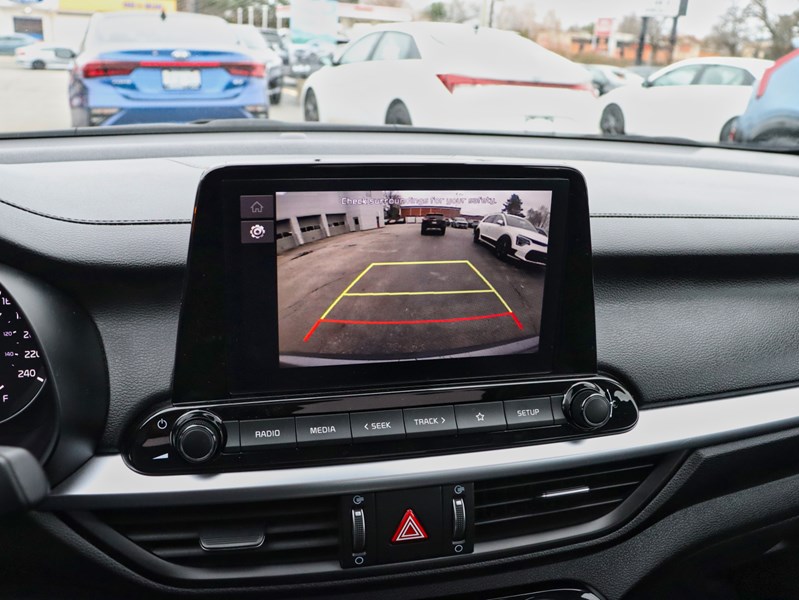 2023 Kia Forte EX Premium IVT