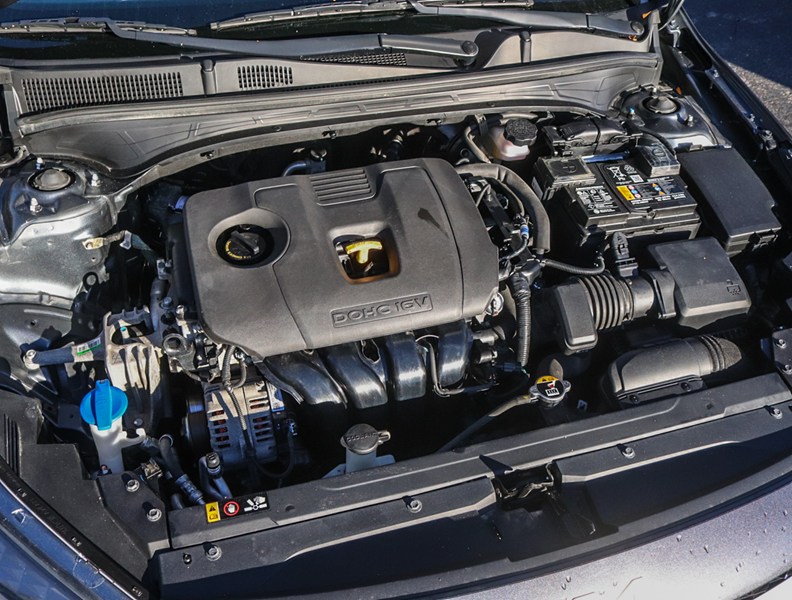 2023 Kia Forte EX IVT