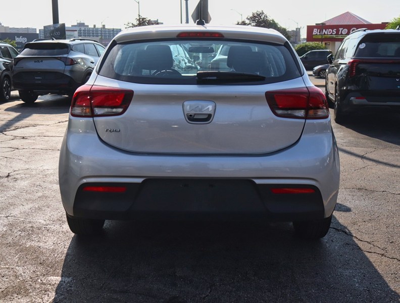 2023 Kia Rio 5-door LX+ IVT