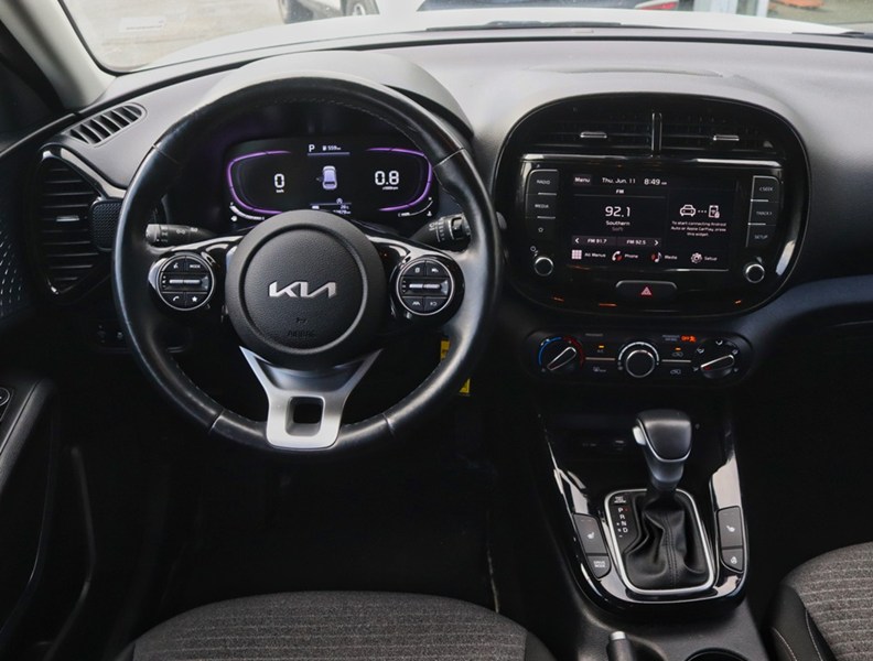2023 Kia Soul EX IVT