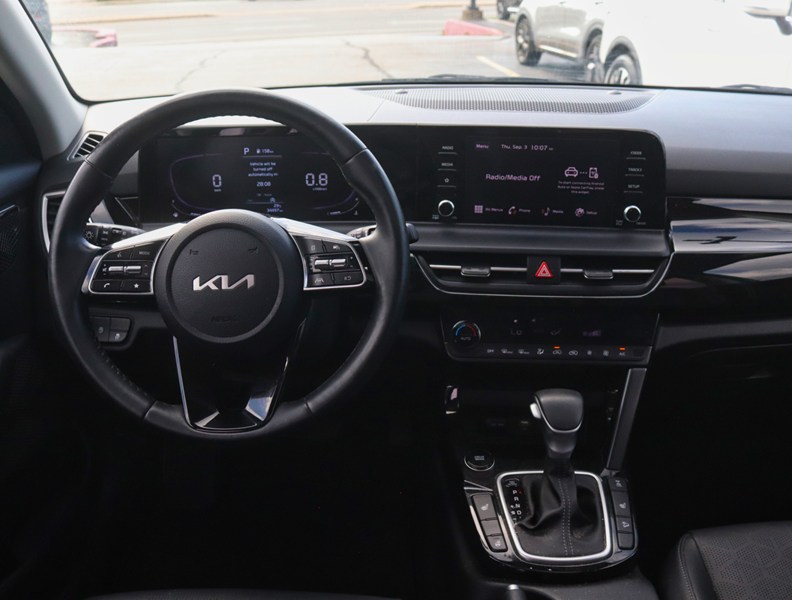 2024 Kia Seltos EX AWD