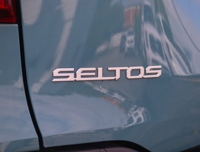 2024 Kia Seltos EX AWD