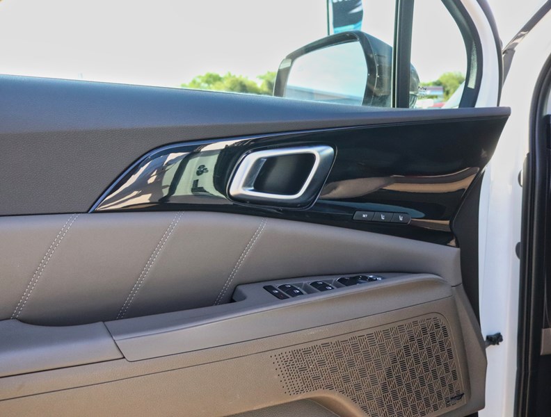 2025 Kia Carnival HEV SX+ HEV/CAPTAINS CHAIR/1000KM/TANK