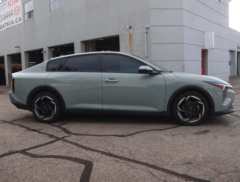2025 Kia K4 EX FWD