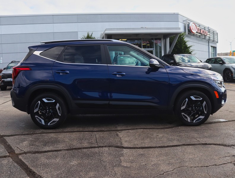 2026 Kia Seltos SX AWD w/Black Interior