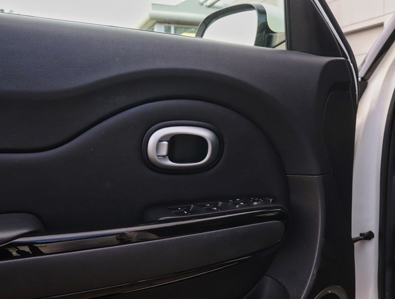 2015 Kia Soul SX LUCURY/NAVI/PANO/TONS OF SERVICE