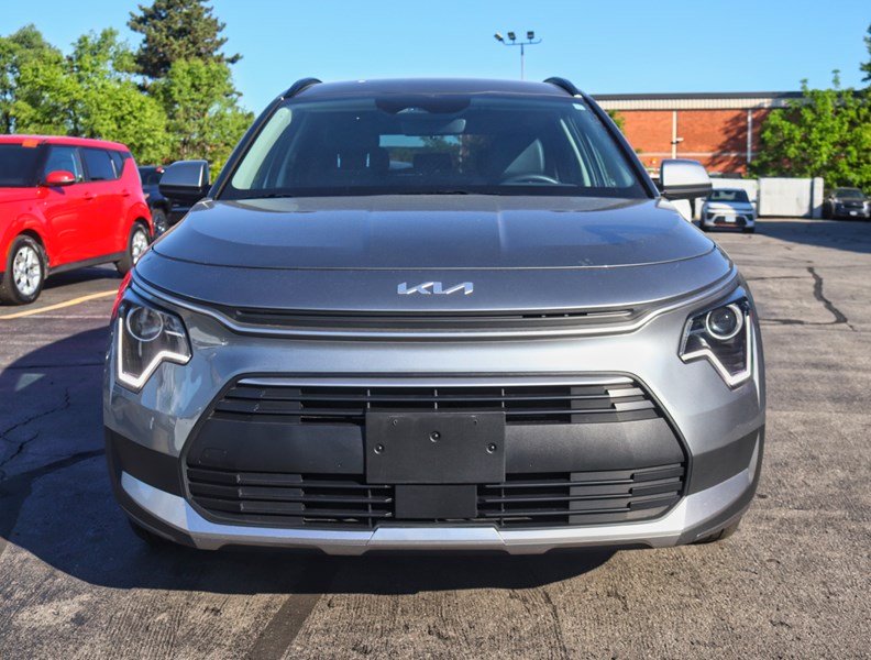 2024 Kia Niro Plug-In Hybrid 1000KM/TANK/BEST IN CLASS CARGO/OFF-LEASE