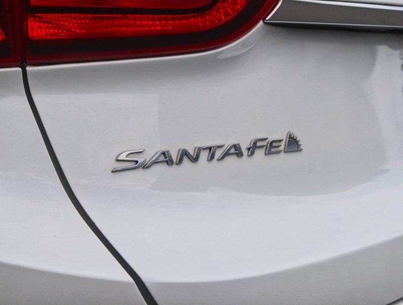 2019 Hyundai Santa Fe Essential