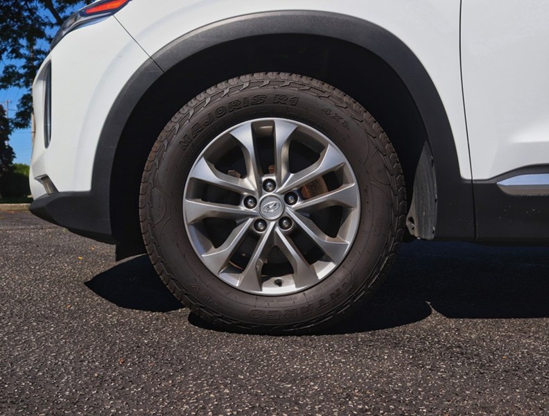 2019 Hyundai Santa Fe Essential