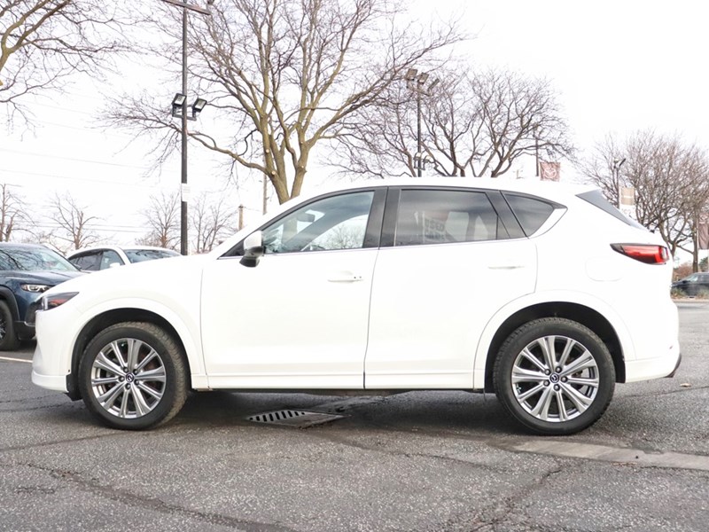 2022 Mazda CX-5 Signature