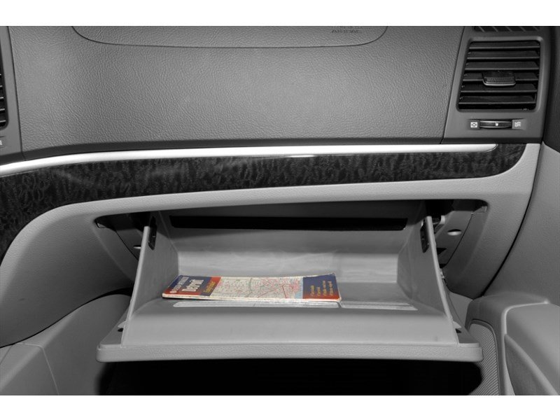 2008 Hyundai Santa Fe FWD 4dr 2.7L Auto GL 5-Pass Interior Shot 4
