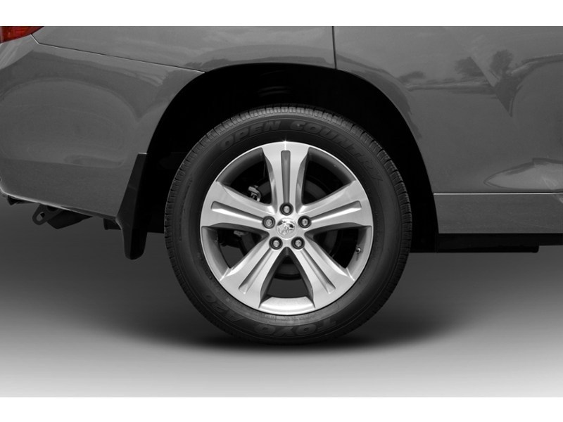2008 Toyota Highlander 4WD 4dr Sport Exterior Shot 5