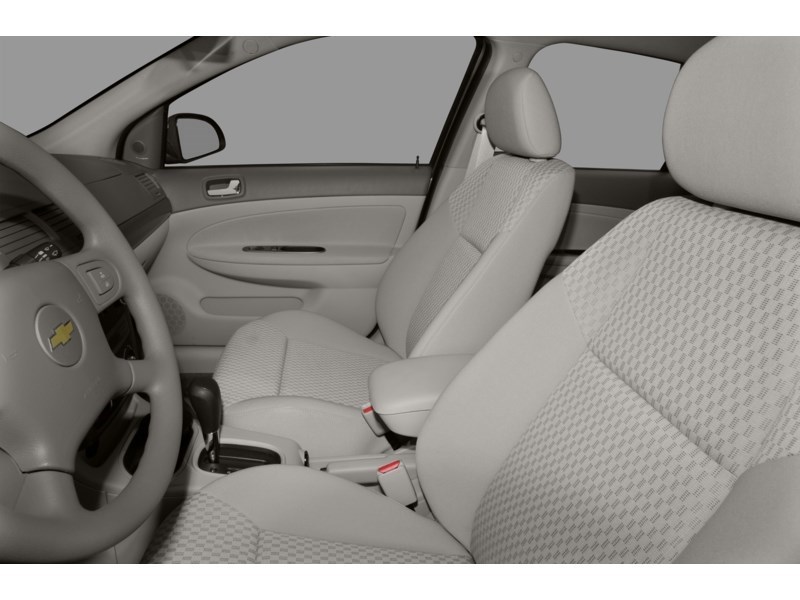 2010 Chevrolet Cobalt 4dr Sdn LT w/1SA Interior Shot 5