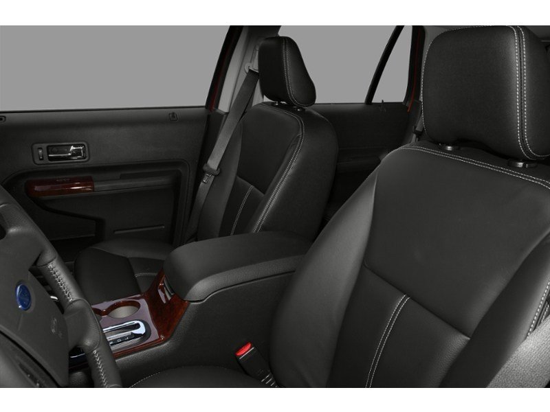 2010 Ford Edge 4dr SEL FWD Interior Shot 5