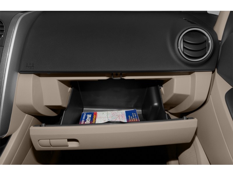 2010 Mazda CX-7 FWD 4dr GX Interior Shot 4