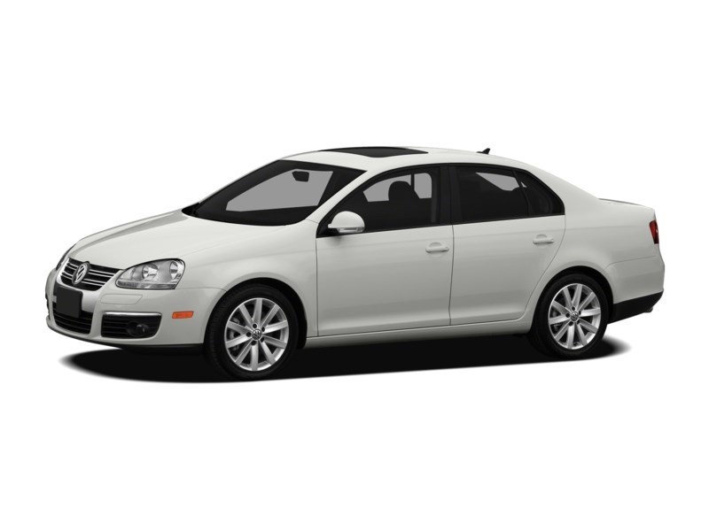 2010 Volkswagen Jetta 4dr 2.0T TSI Man Wolfsburg Exterior Shot 1