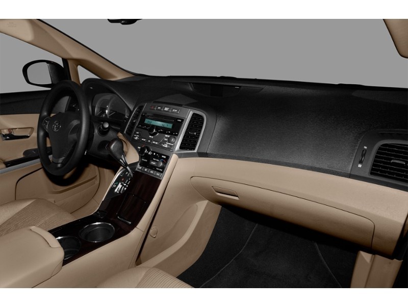 2011 Toyota Venza 4dr Wgn V6 AWD Interior Shot 1