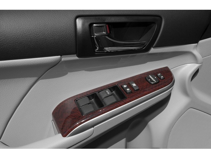 2012 Toyota Camry 4dr Sdn V6 Auto XLE Exterior Shot 10