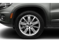 2012 Volkswagen Tiguan 4dr Auto Comfortline 4Motion Exterior Shot 5