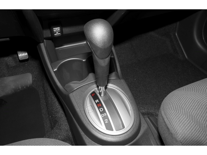2013 Honda Fit 5dr HB Auto LX Exterior Shot 9