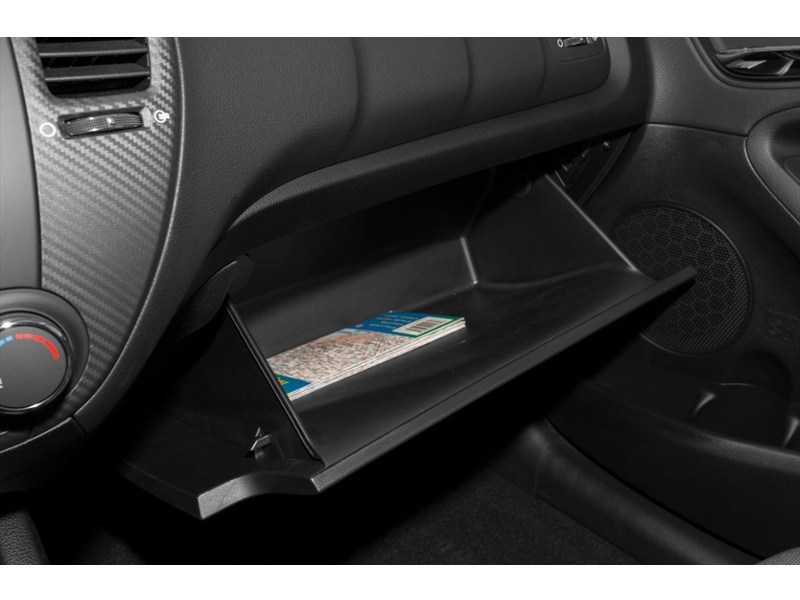 2014 Kia Forte 4dr Sdn Auto LX Interior Shot 4