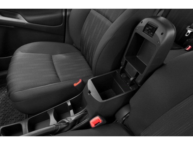 2014 Toyota Matrix 4dr Wgn Man FWD Interior Shot 8