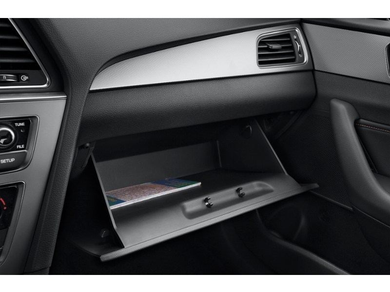2015 Hyundai Sonata 4dr Sdn 2.0T Auto Ultimate Interior Shot 4