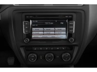 2017 Volkswagen Jetta 4dr 1.4 TSI Auto Wolfsburg Edition Interior Shot 2