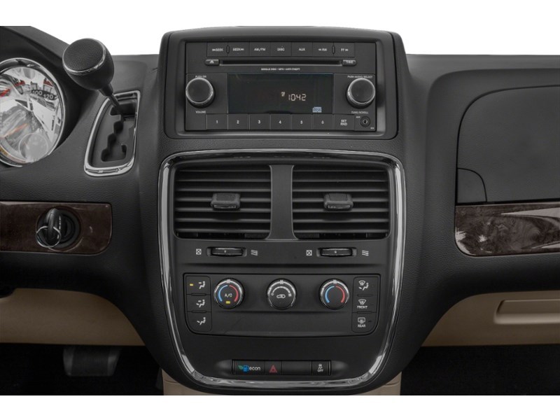 2018 Dodge Grand Caravan Canada Value Package 2WD Interior Shot 2