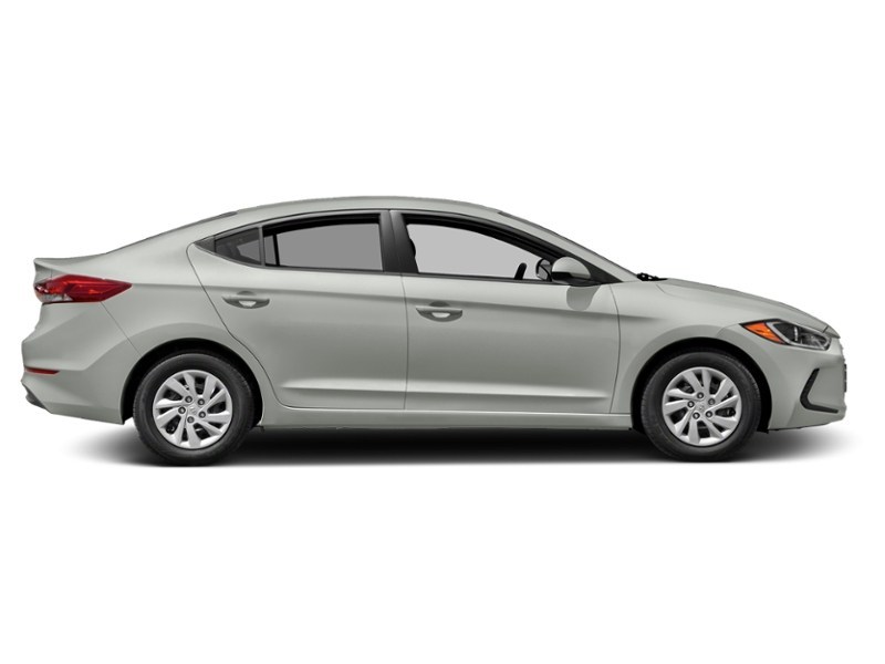 2017 Hyundai Elantra 4dr Sdn Auto LE Exterior Shot 11