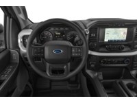 2022 Ford F-150 XLT 4WD SuperCrew 5.5' Box Interior Shot 3