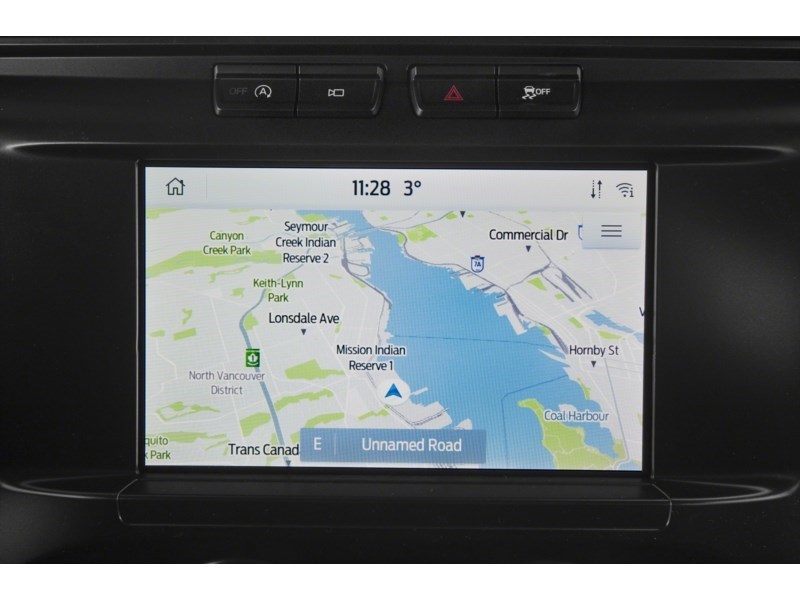 2022 Ford F-150 XLT 4WD SuperCrew 5.5' Box Interior Shot 8